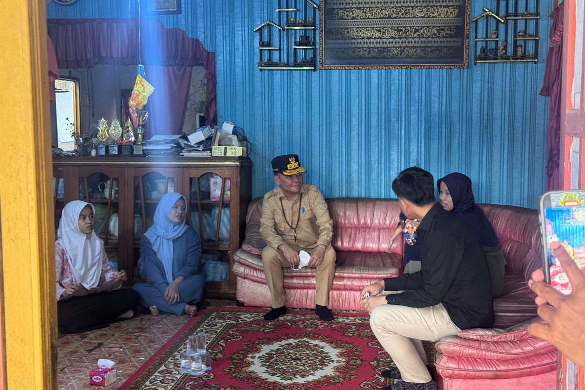 Wapres Gibran Sampaikan Belasungkawa Langsung kepada Keluarga Pahlawan Karhutla di Kalteng
