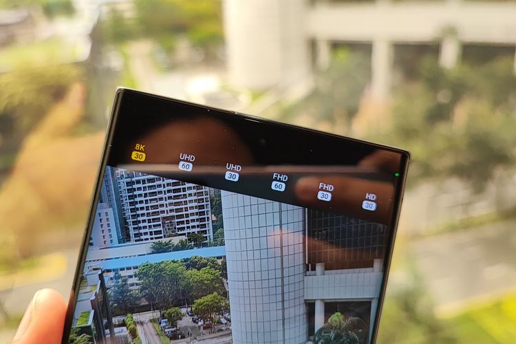 Ilustrasi mode perekaman 8K dengan frame rate 30 fps pada Samsung Galaxy S23 Ultra.