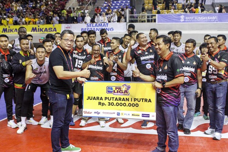 Jakarta Bhayangkara Presisi keluar sebagai juara putaran pertama Proliga 2023 dengan cara mengudeta Jakarta LavAni Allo Bank pada Minggu (22/1/2023).