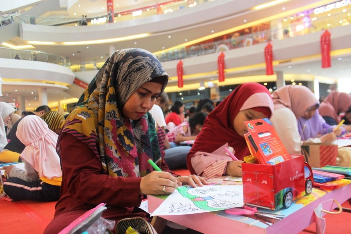 Rangkaian kegiatan Faber-Castell periode 2019/2020 Family Art Competitions (FACT), Family Colouring Competitions (FCC) dan Teacher Competitions (TC) yang digelar sebelum pandemi Covid-19.