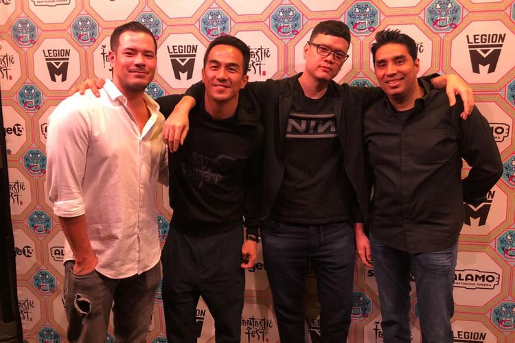 (Dari kiri) Zack Lee, Joe Taslim, sutradara Timo Tjahjanto, dan produser Wicky V Olindo menghadiri FanFest di AS.