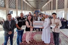 BRI Insurance Berikan 1.000 Paket Takjil di Masjid Istiqlal