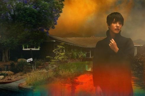 Lirik dan Chord Lagu Darkness Fades dari Sharon Van Etten 