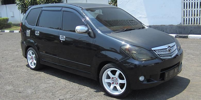 Ubahan eksterior Toyota Avanza G produk 2007 terlihat sederhana
