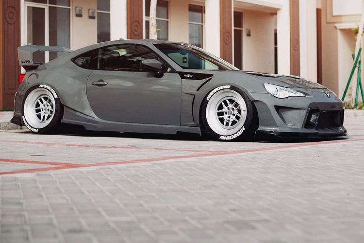 Wide body Karmabodykit 86 v2