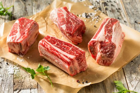 3 Cara Mencegah Bakteri akibat Kontaminasi Silang Saat Masak Daging 