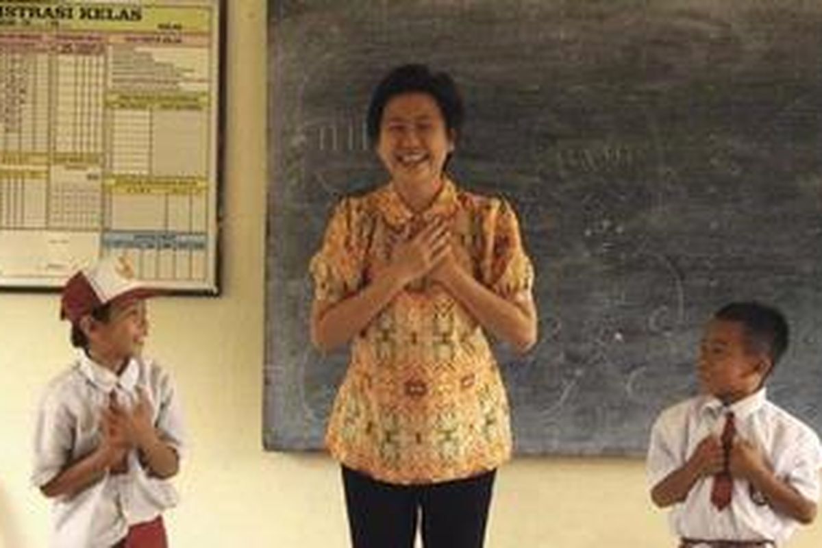 Ilustrasi: Tidak cukup hanya guru yang perlu diberikan pencerahan terkait profesionalitasnya di sekolah, melainkan juga kepada sekolah sebagai pembuat kebijakan. 