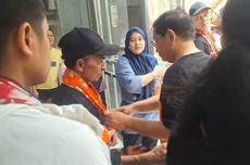 Momen Pramono Anung "Dicegat" Pedagang Tanah Abang