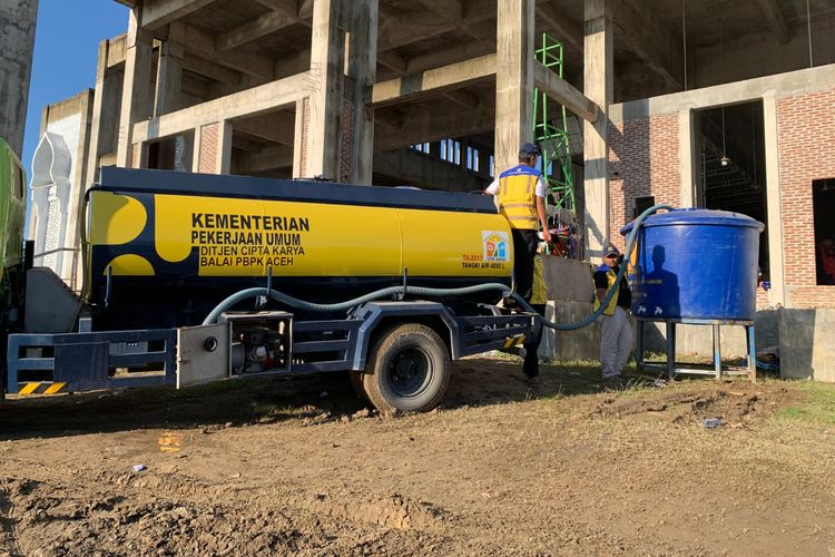 Akses Jalan di Aceh Dibuka, Kementerian PU Terjunkan Prasarana Air Bersih