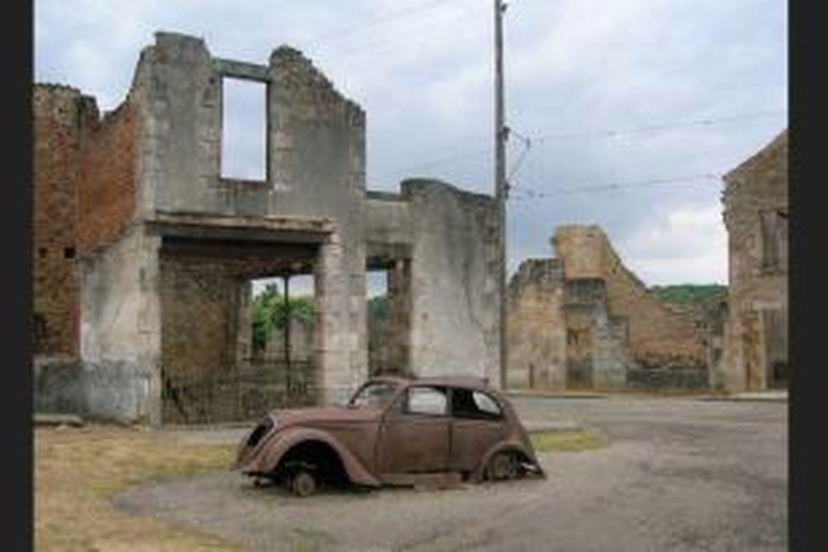 Lokasi pertama adalah Oradour-sur-Glane di Perancis. Daerah ini merupakan sebuah pedesaan yang berada di Limousin, Haute-Vienne, daerah barat-tengah Perancis. 