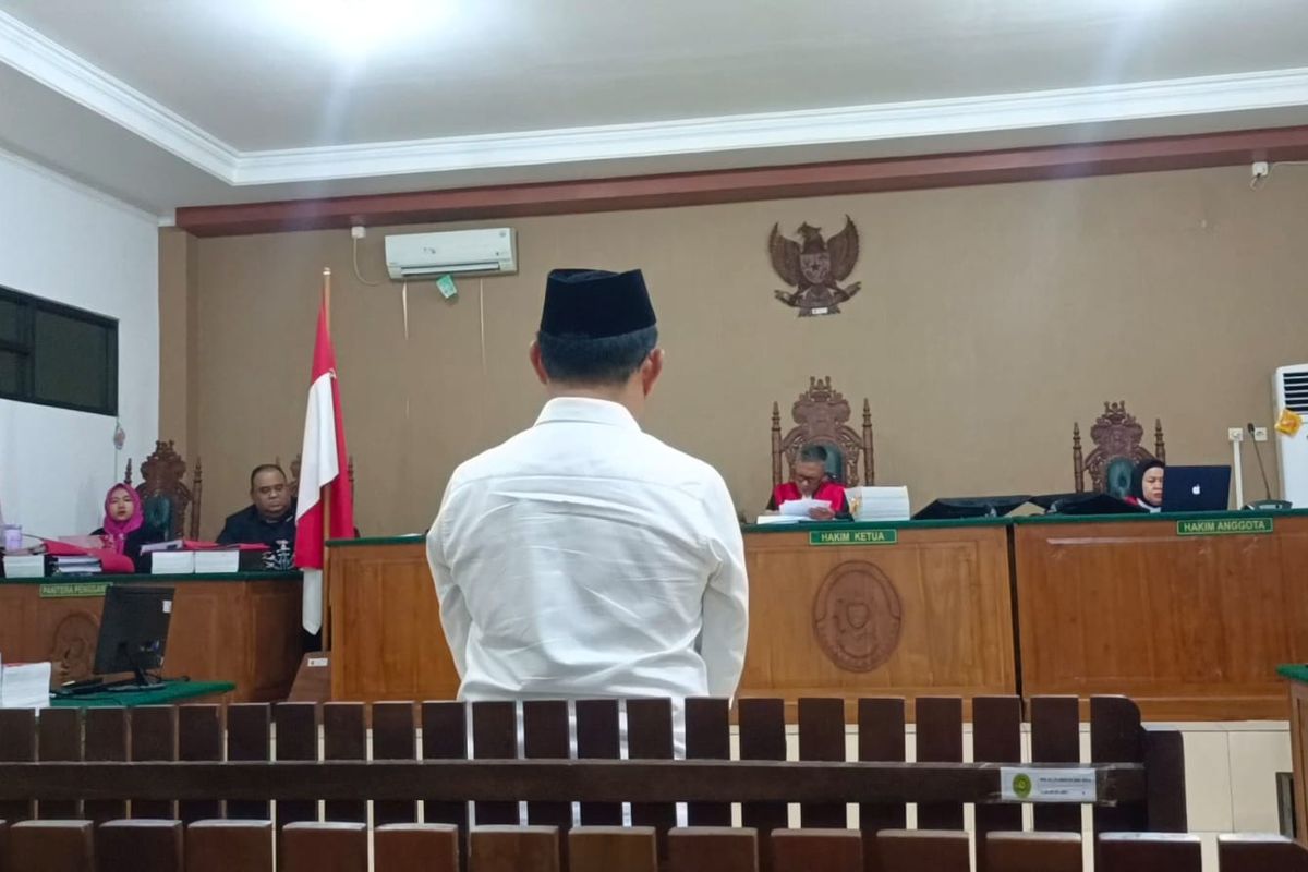 Terbukti Korupsi, Eks Bupati Kotawaringin Barat Ujang Iskandar Divonis 3 Tahun Penjara