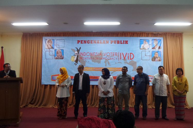 Para pegiat pemilu membentuk lembaga Indonesia Voter Initiative for Democracy (IVID) di Aula Gedung Joeang, Jakarta, Kamis (21/9/2017).