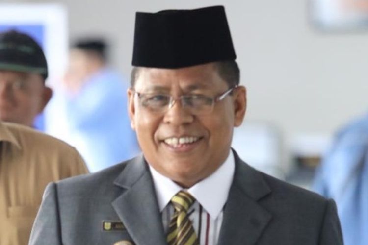 Wali Kota Banda Aceh mengintruksikan  untuk menutup tempat keramaian di Bandaai  Aceh hingga waktu yang ditentukan kemudian. Lokasi yang ditutup diantaranya pantai Ulhee Lheu dan juga warung kopi. *****