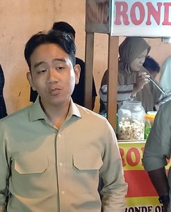 [HOAKS] Gibran Temui Demonstran di Depan Gedung DPR pada 27 Agustus 2026