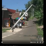 Viral, Video Tiang Listrik Roboh Satu Bulan Tak Diperbaiki, PLN: Sudah Dikerjakan