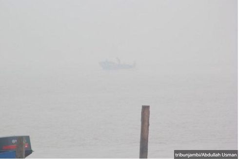 Melaut di Tengah Kabut Asap, Para Nelayan Ini Gunakan GPS