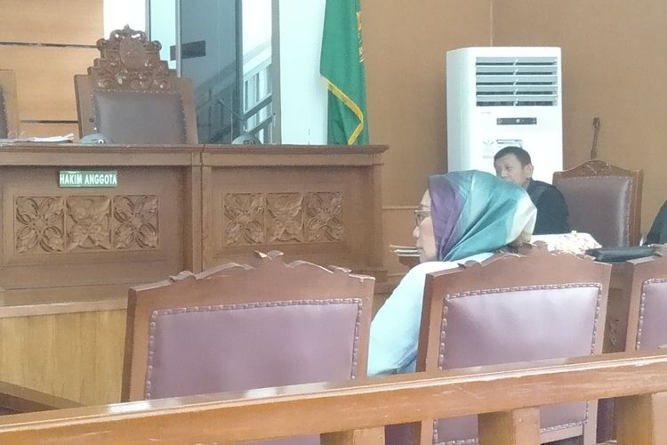 Ratna Sarumpaet Diperiksa Sebagai Terdakwa Dalam Kasus Penyebaran Berita Bohong di Pengadilan Negeri Jakarta Selatan, Selasa (14/5/2019)
