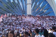 Ribuan Warga Kota Kupang Hadiri Festival Sarung dan Musik NTT 