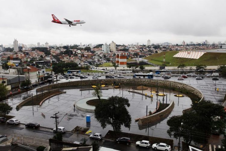 Bandara Congonhas di Sao Paulo, Brasil.