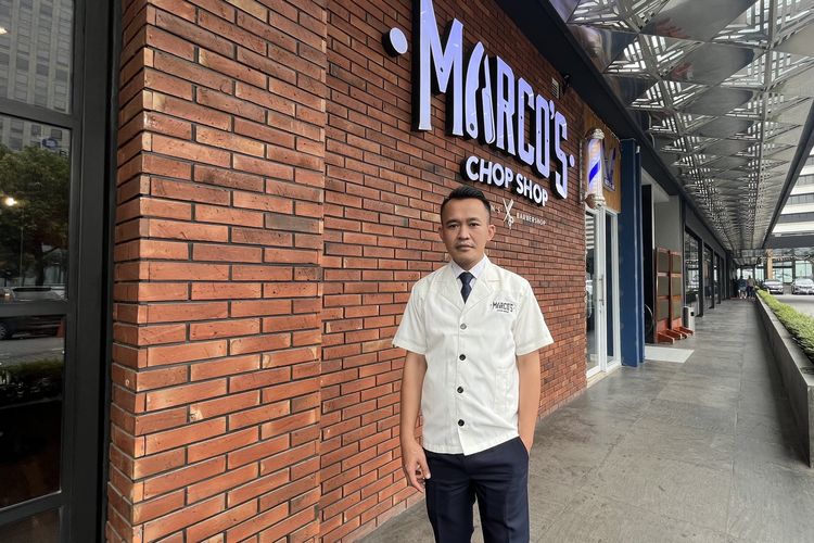 Training Manager Marco's Chop Shop, Arifin saat ditemui di gerai Sari Pacific, Jakarta Pusat, Jumat (6/12/2024).