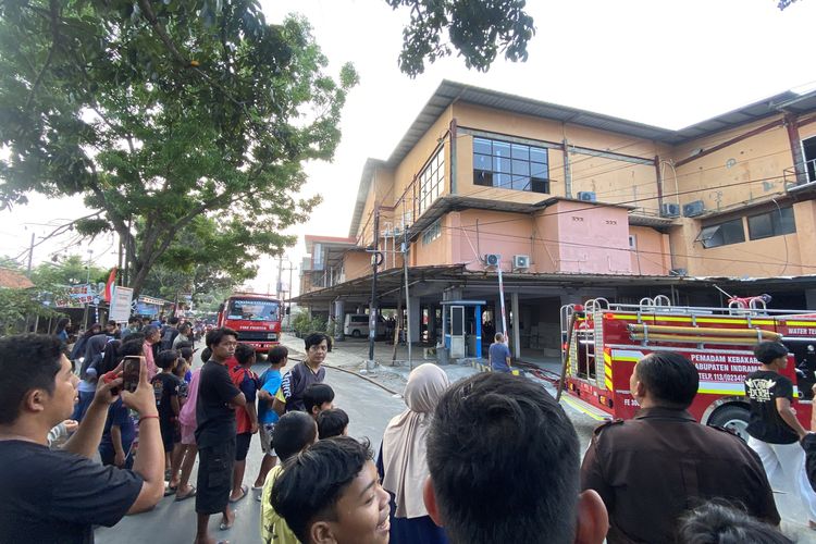Rumah Sakit MM Indramayu Terbakar, Api Muncul di Lantai 3 dan Membakar 3 Ruangan