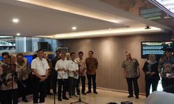 Luhut Wajibkan Pengusaha Sawit Lapor Data Lahan Perkebunan ke Pemerintah