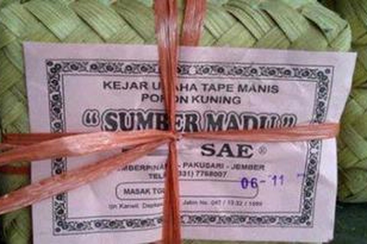 Oleh-oleh tape khas Jember.
