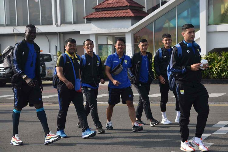 Para pemain Persib Bandung akan melakoni laga Liga 1 2019 melawan tuan rumah Madura United pada Sabtu (5/10/2019).