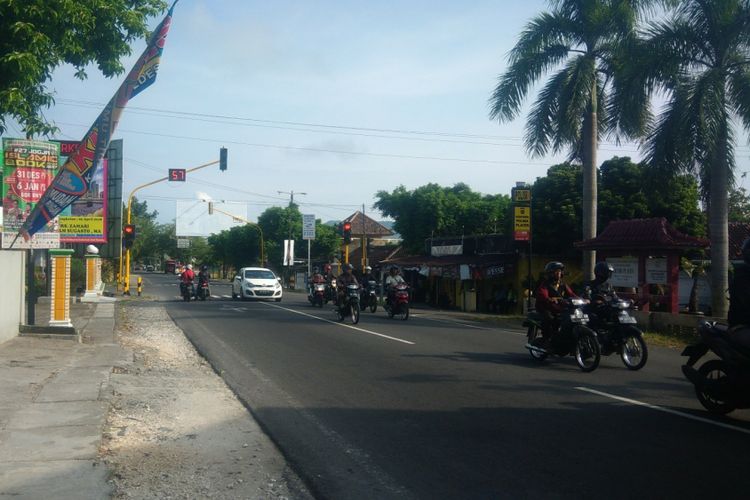 Perempatan Gading, Playen, titik temunya jalur alternatif dengan jalur utama Yogyakarta-Wonosari.