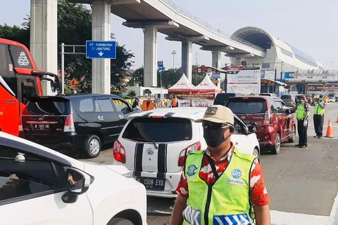 Pengendara Banyak yang Tak Pakai Masker Selama PSBB di Bandung