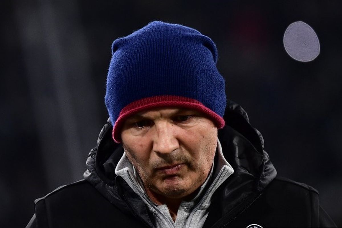 Pelatih kepala Bologna, Sinisa Mihajlovic, menghadiri pertandingan sepak bola Serie A Italia Juventus vs Bologna pada 19 Oktober 2019 di stadion Juventus di Turin.