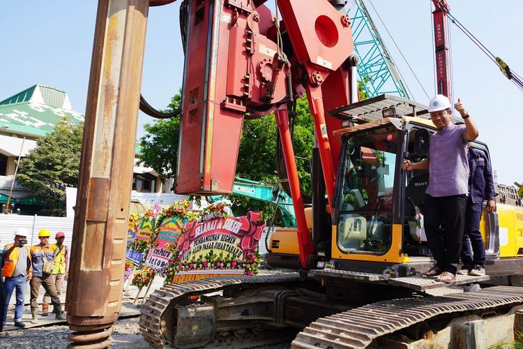 Wali Kota Semarang Hendrar Prihadi secara simbolis meresmikan groundbreaking tahap II Pasar Johar Semarang pada 22 Agustus 2018 lalu.