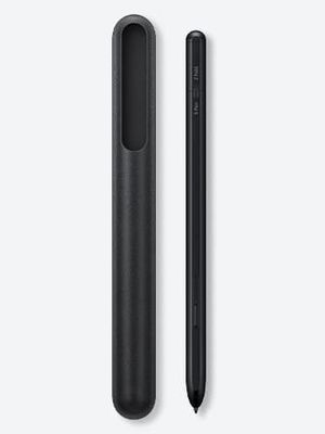 Pena Stylus S Pen Pro bersama charging case.