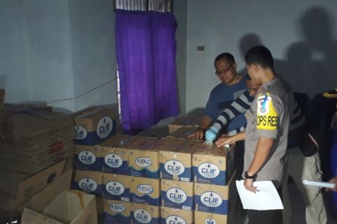 Dari Laporan Warga, 2 Tempat Produksi Miras Ilegal di Bekasi Digerebek