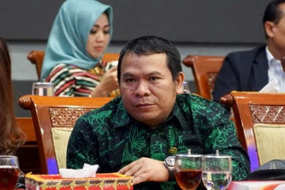 Anggota Komisi III DPR RI dari Fraksi PKB, Luqman Hakim saat mengikuti Rapat Kerja dengan Kapolri dan Kapolda di gedung DPR, Rabu, 20 November 2019.