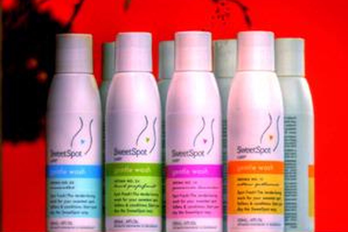 Gunakan sabun khusus untuk membersihkan area V yang sensitif. 