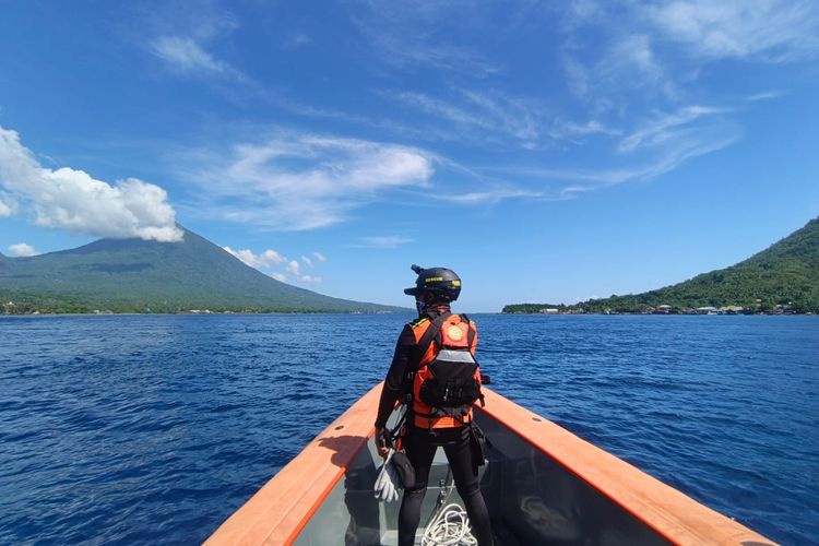 Penumpang KM Dorolonda Loncat ke Laut di Perairan Halmahera Selatan, Pencarian Dilakukan