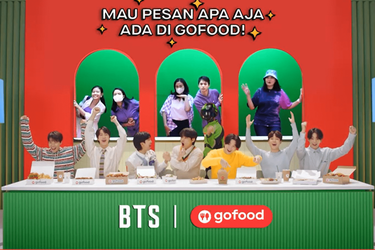 Gojek berkolaborasi dengan boyband Korea BTS menghadirkan instalasi seru bagi para Army di Indonesia, di Mall Gandaria City Jakarta 