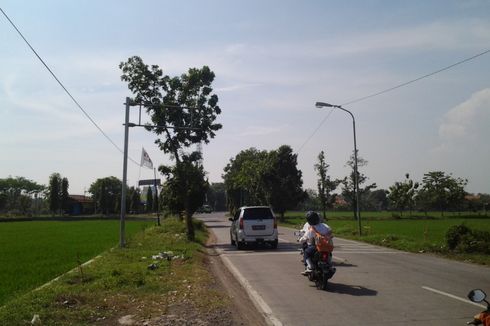 Demi Keamanan Pemudik, Kabupaten Kendal Perbaiki Rambu Lalu Lintas