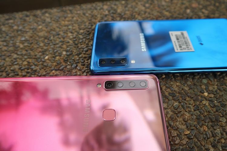(ki-ka) Galaxy A9 warna bubblegum pink dan Galaxy A7 warna biru