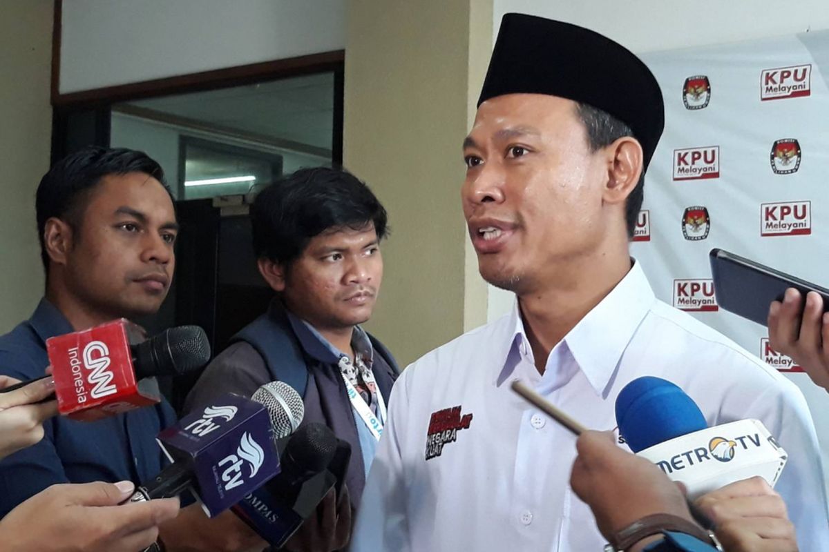 Komisioner KPU Pramono Ubaid Tanthowi di Kantor KPU, Menteng, Jakarta Pusat.