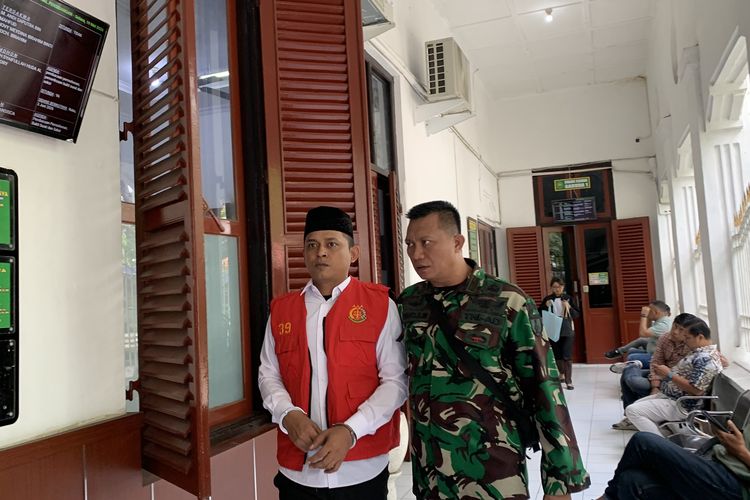 Pecatan TNI di Surabaya Didakwa KDRT, Aniaya Istri hingga Tembakkan Pistol