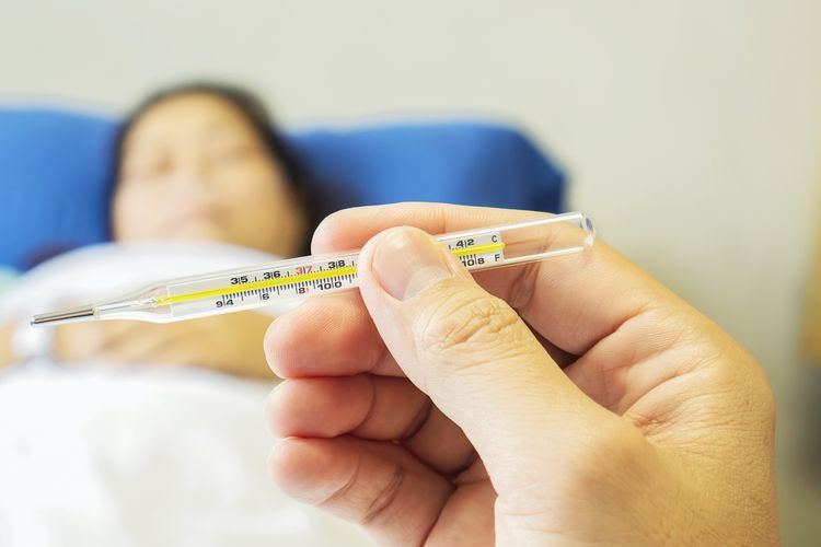 Ilustrasi deman. Demam usai banjir bisa jadi tanda leptospirosis. Segera ke dokter jika demam tak kunjung membaik dalam tiga hari disertai nyeri otot atau mata kuning.