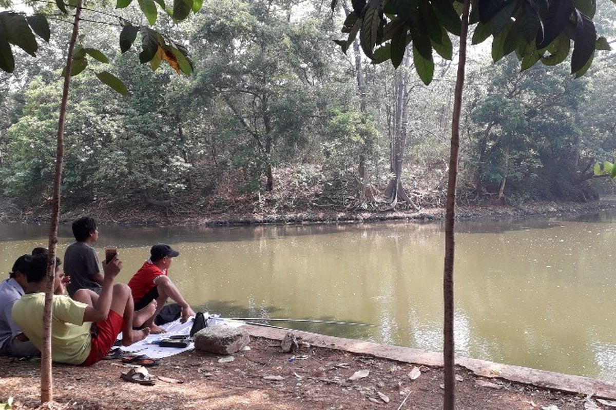 Danau di Hutan Kota Srengseng, Jalan H. Kelik, Srengseng, Kembangan, Jakarta Barat pada Kamis (11/10/2018).