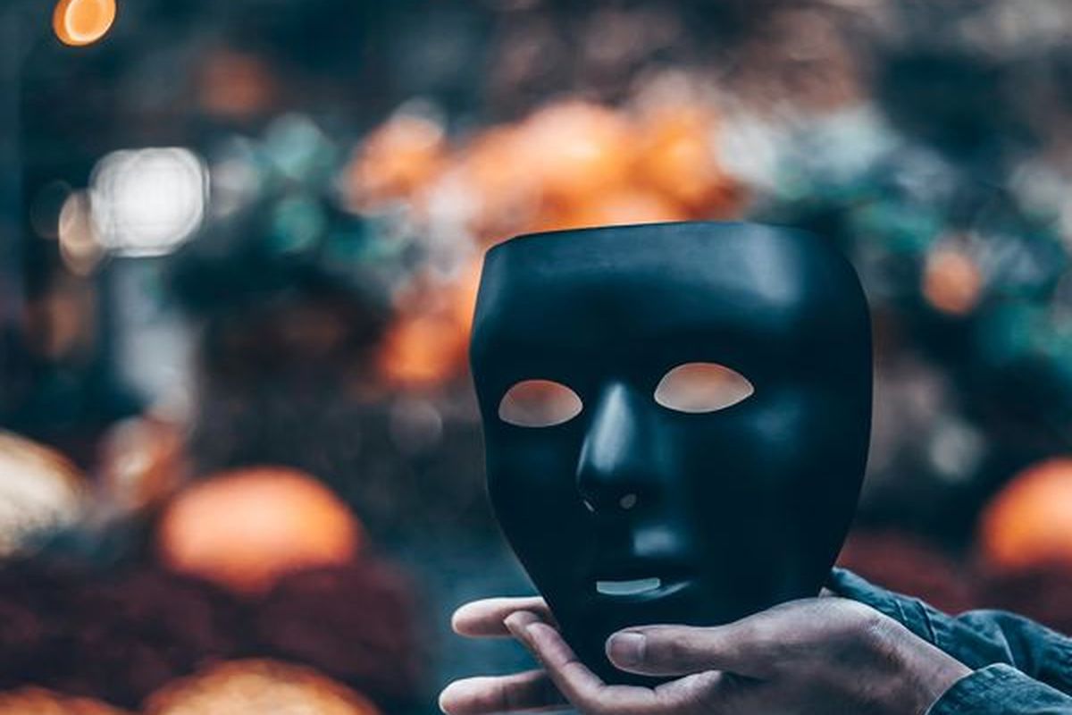 Ilustrasi penipuan. Direktorat Reserse Kriminal Umum (Ditreskrimum) Polda Gorontalo menetapkan Mustafa Yasin, anggota DPRD Provinsi Gorontalo dari Fraksi PKS, sebagai tersangka kasus dugaan penipuan dan penggelapan dana haji dan umrah ilegal.