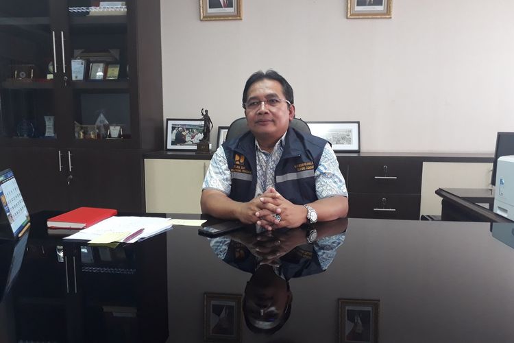 Kepala BBWSCC Bambang Hidayah kepada awak media di Kantor BBWSCC, Jakarta Timur, Jumat (15/11/2019), terkait permasalahan sungai dan banjir.