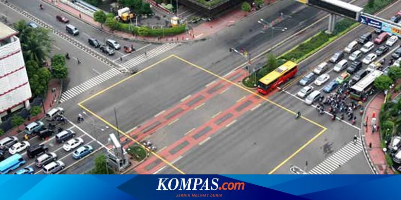 Fungsi Marka Yellow Box Junction yang Belum Efektif - Vimarsana News