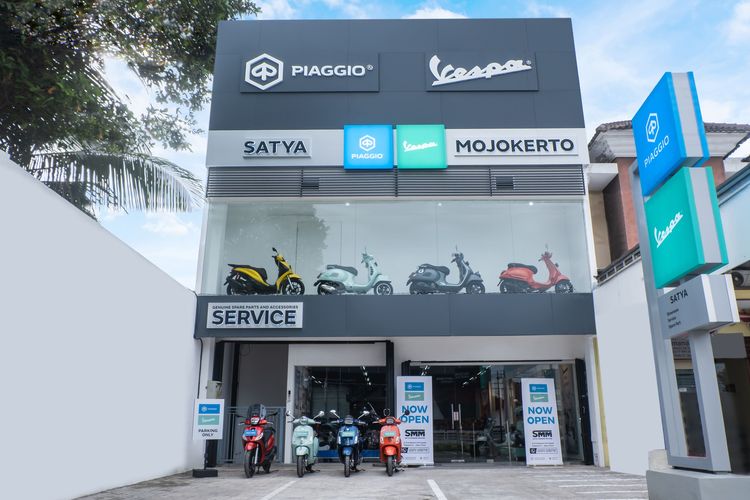Pembukaan diler Premium Motoplex 2 Brands di Mojokerto 