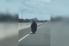 Beredar Video Emak-emak Berboncengan Motor Masuk Tol di Makassar, Polisi: Mungkin Asyik Bercerita