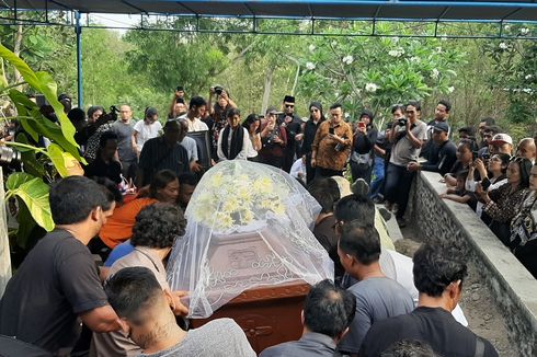 Djaduk Ferianto Dimakamkan di Dekat Pusara Bagong Kussudiardja